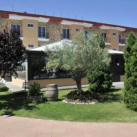 Hotel Cuatro Calzadas 2*