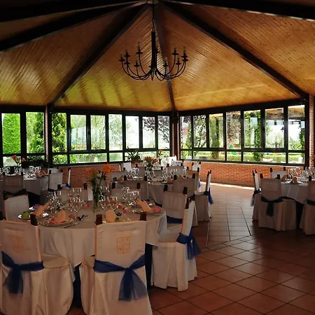 Hotel Cuatro Calzadas