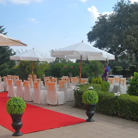 Cuatro Calzadas 2* Martinamor