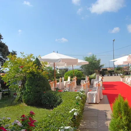 Cuatro Calzadas Hotel 2*