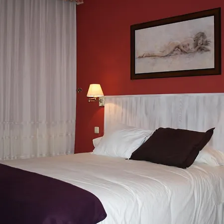 Hotel Cuatro Calzadas Martinamor