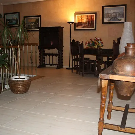 Hotell Cuatro Calzadas 2*