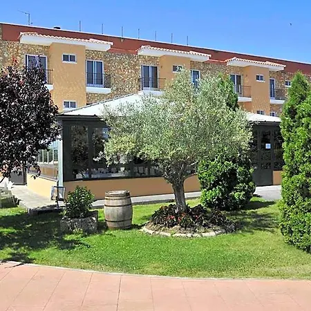 Hotel Cuatro Calzadas 2*