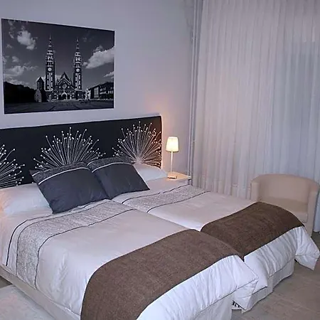 Hotel Cuatro Calzadas Martinamor