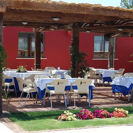 Cuatro Calzadas Hotell Martinamor